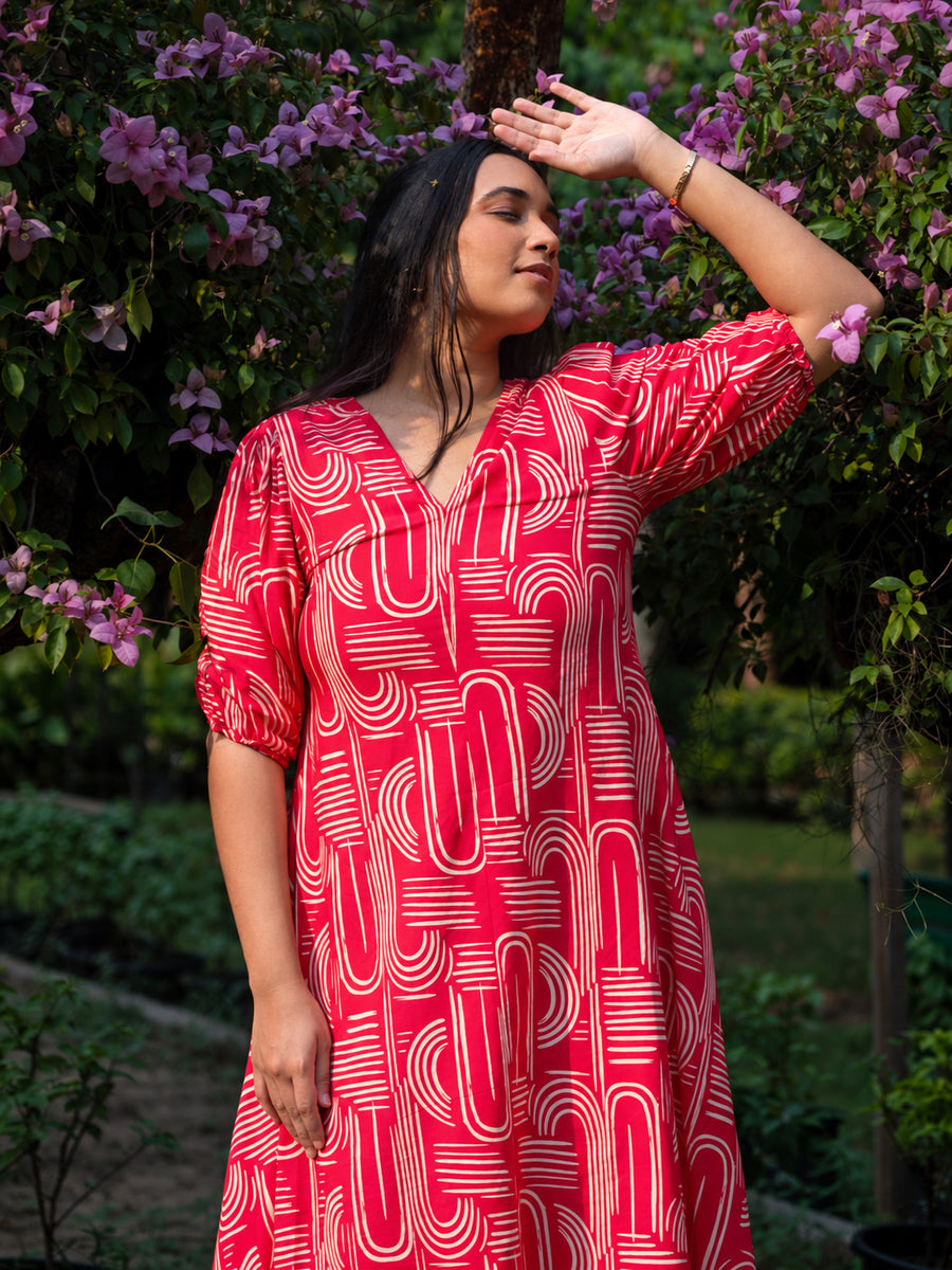 THE ABSTRACT WAVE DRESS